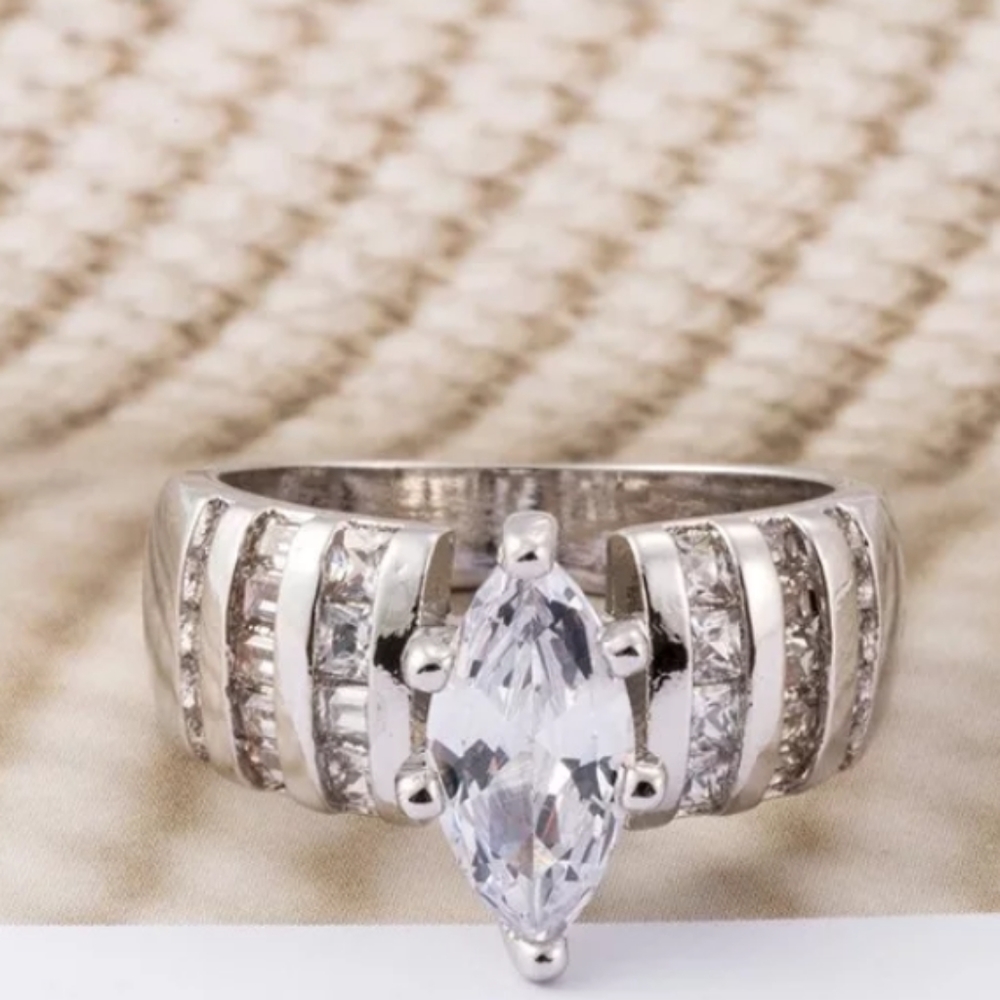 SS Wedding Ring 💍 - Picture 4 of 4
